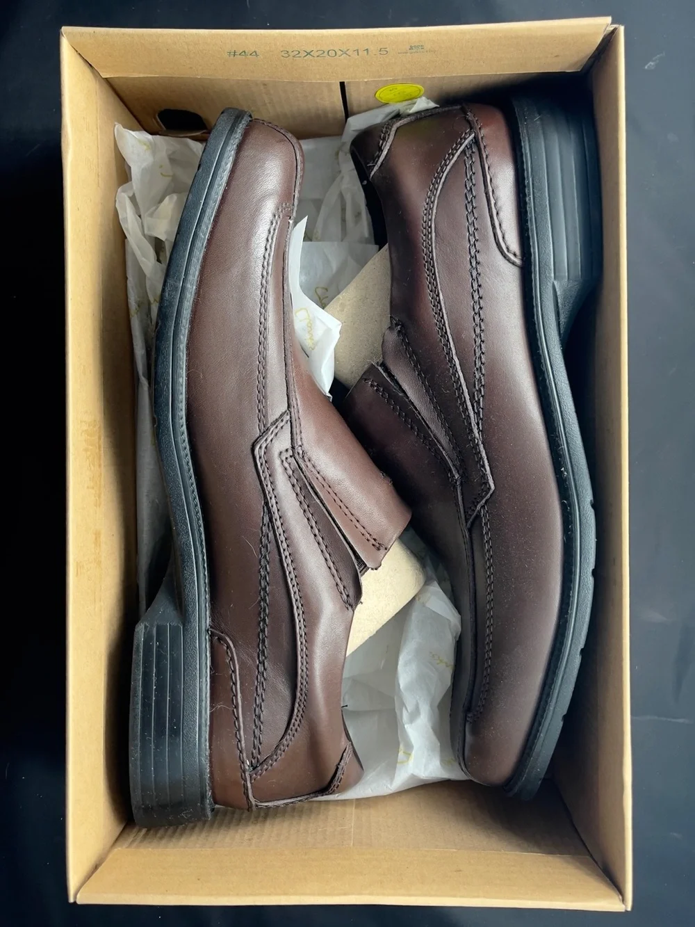 Clarks Men’s Brown Leather Slip-On Loafers